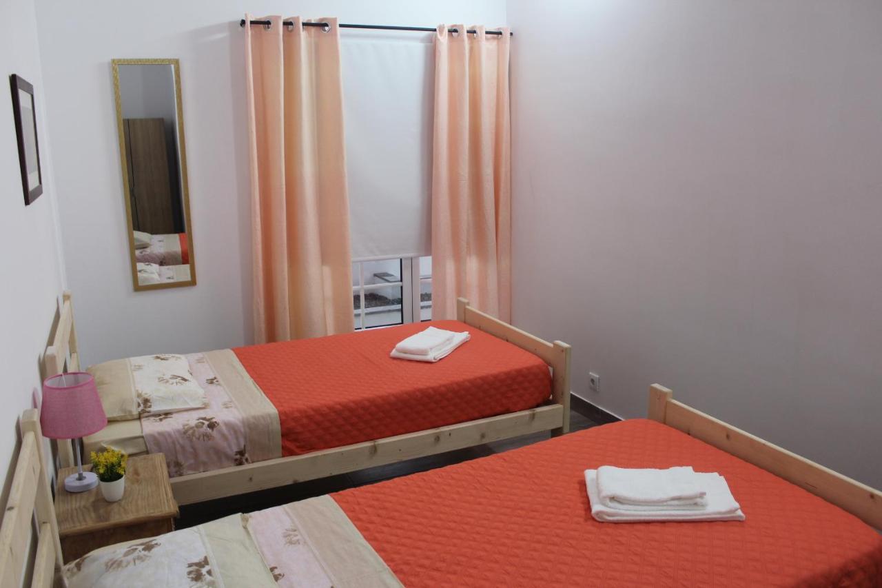 Ponta Delgada Vitorino De Nemesio Guesthouse מראה חיצוני תמונה