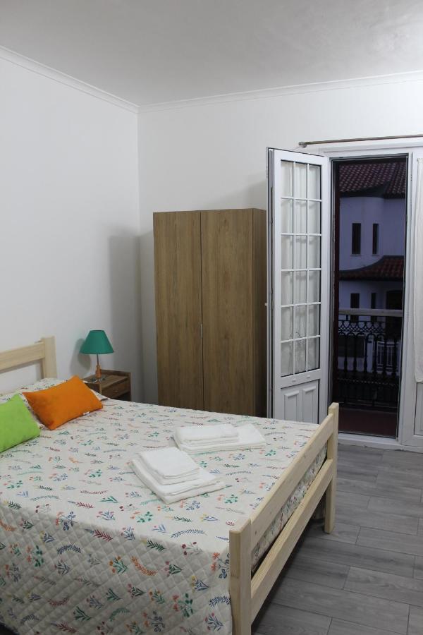 Ponta Delgada Vitorino De Nemesio Guesthouse מראה חיצוני תמונה