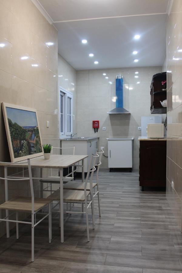 Ponta Delgada Vitorino De Nemesio Guesthouse מראה חיצוני תמונה
