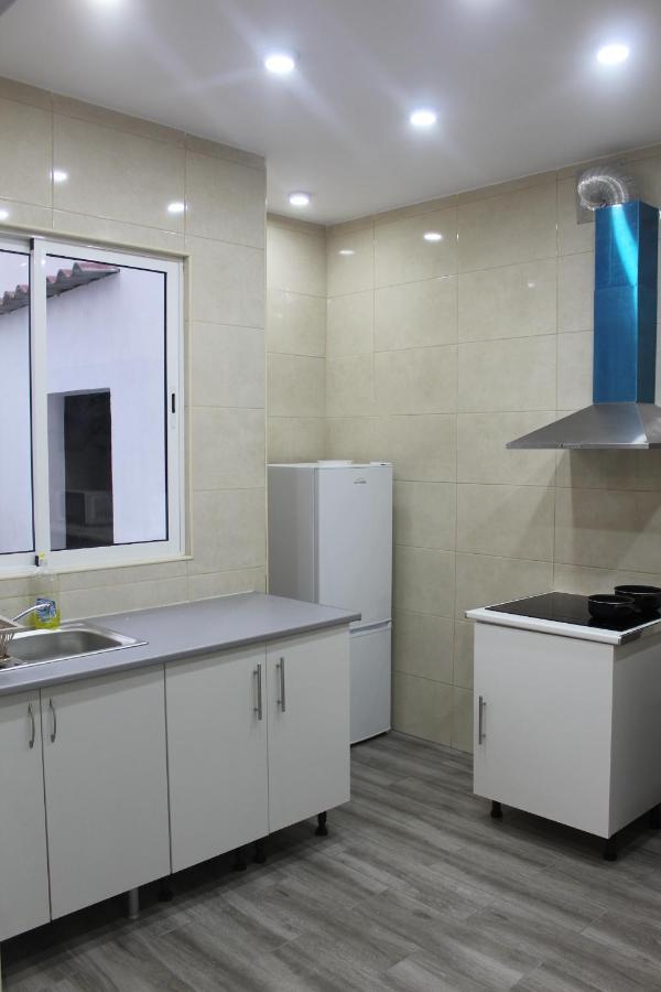 Ponta Delgada Vitorino De Nemesio Guesthouse מראה חיצוני תמונה