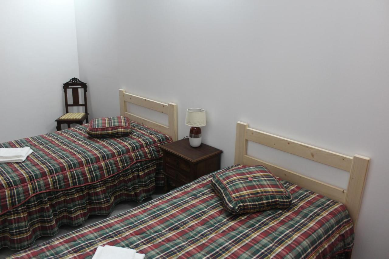 Ponta Delgada Vitorino De Nemesio Guesthouse מראה חיצוני תמונה