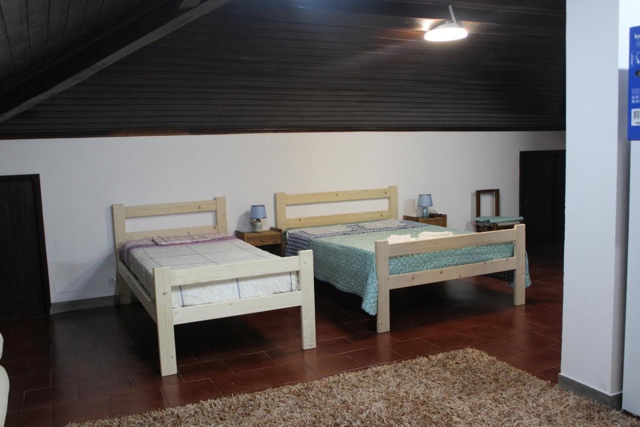 Ponta Delgada Vitorino De Nemesio Guesthouse מראה חיצוני תמונה