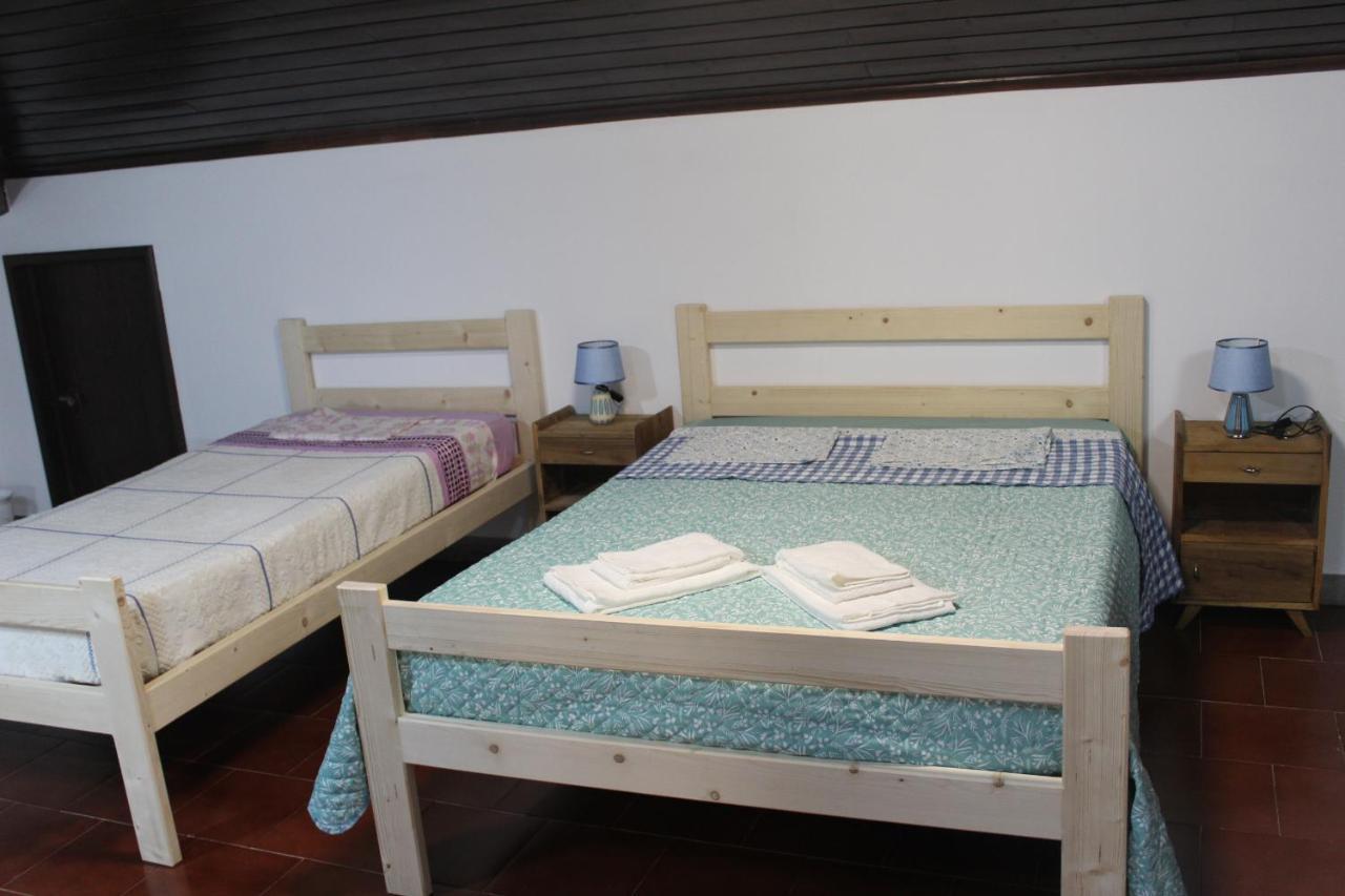 Ponta Delgada Vitorino De Nemesio Guesthouse מראה חיצוני תמונה